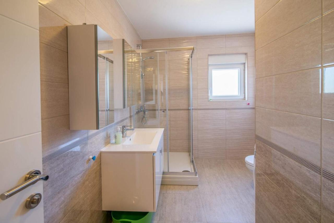 Apartman Zoe Vrbnik Exterior photo